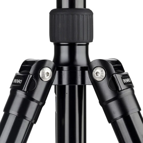 Benro A3883 Reverse-Folding Aluminum Travel Tripod with S6Pro Fluid Video Head - Image 11