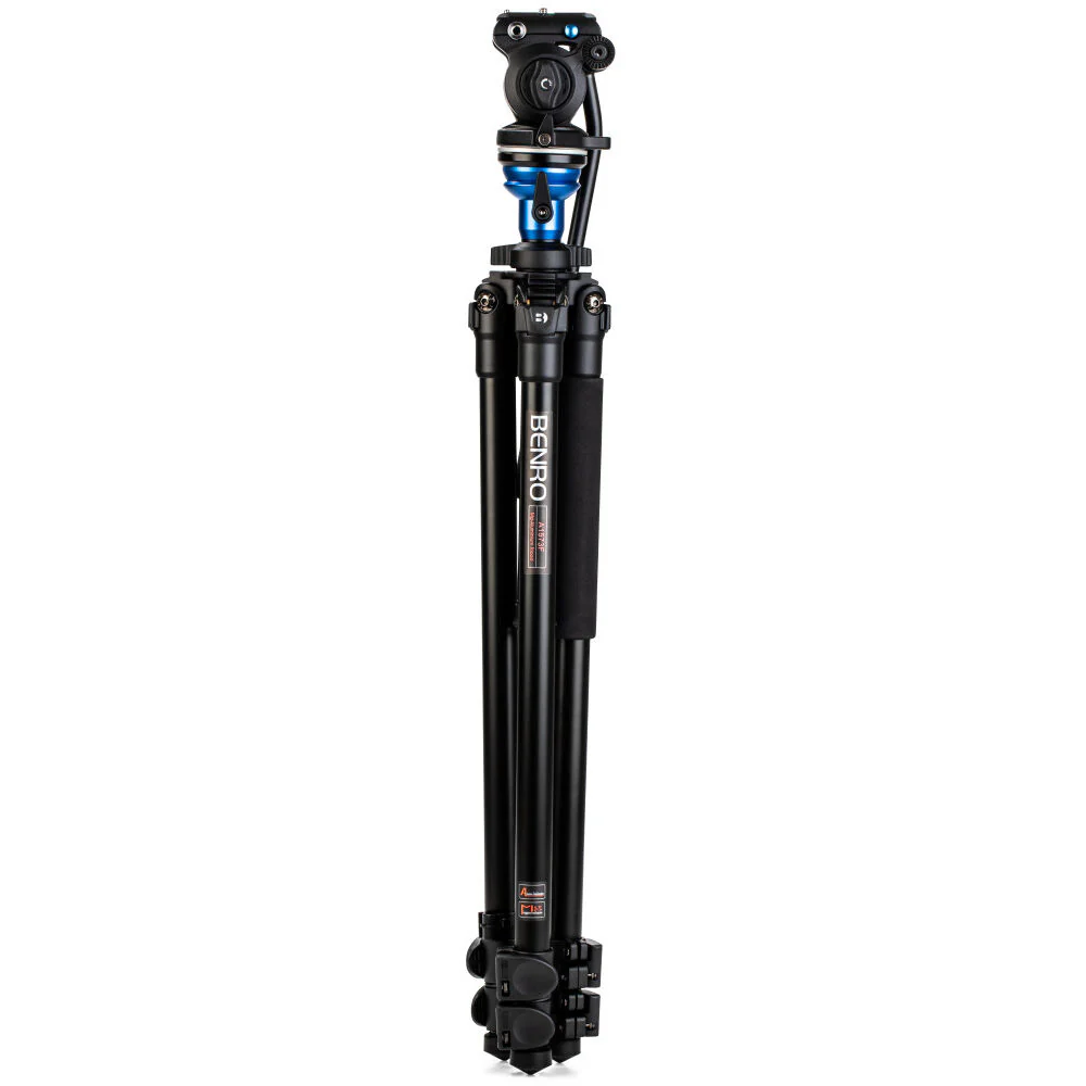 Benro Aluminum Tripod with S2 PRO 60mm Flat Base Video Head - Image 2