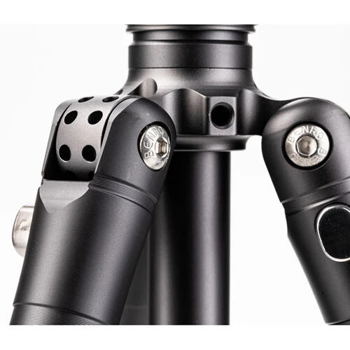 Benro Bat Zero Series Aluminum Travel Tripod with VX20 Ball Head (55.6") - Image 8