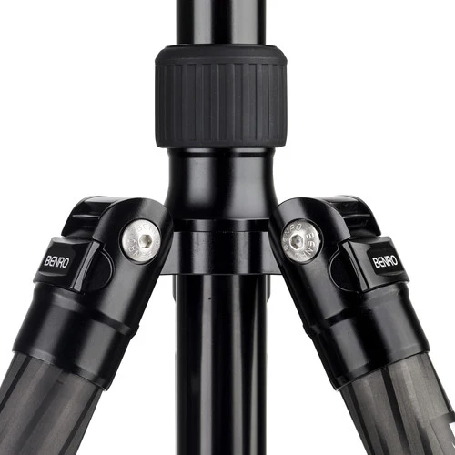 Benro C3883 Reverse-Folding Carbon Fiber Travel Tripod with S6Pro Fluid Video Head - Image 12