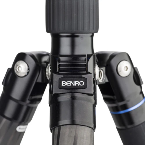Benro C3883 Reverse-Folding Carbon Fiber Travel Tripod with S6Pro Fluid Video Head - Image 15
