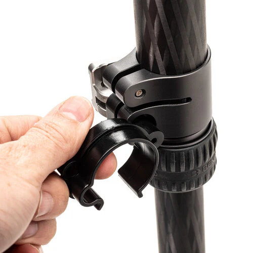 Benro MSDPL46C SupaDupa Carbon Fiber Monopod with Leveling Pan Head (62") - Image 12