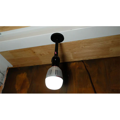 Betty Lights Eddy 1" Edison Screw Light Socket with 2.5" Magnetic Base, Black Logo - Image 4