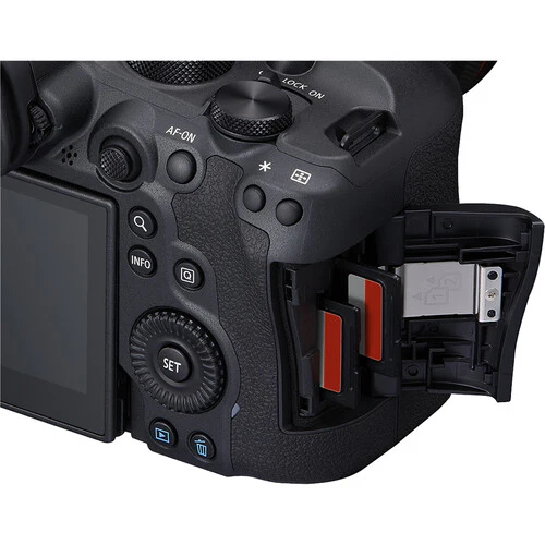 Canon EOS R6 Mark II Mirrorless Camera with 24-105mm f/4 Lens - Image 7