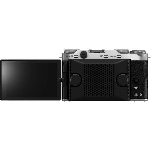 FUJIFILM X-M5 Mirrorless Camera with XC 15-45mm f/3.5-5.6 Lens (Silver) - Image 9
