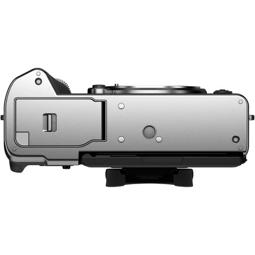FUJIFILM X-T5 Mirrorless Camera (Silver) - Image 4