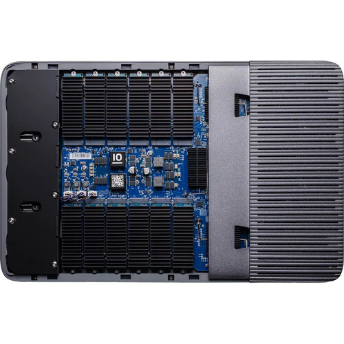 iodyne 12TB Pro Data Thunderbolt SSD RAID (Dark Space Gray) - Image 5