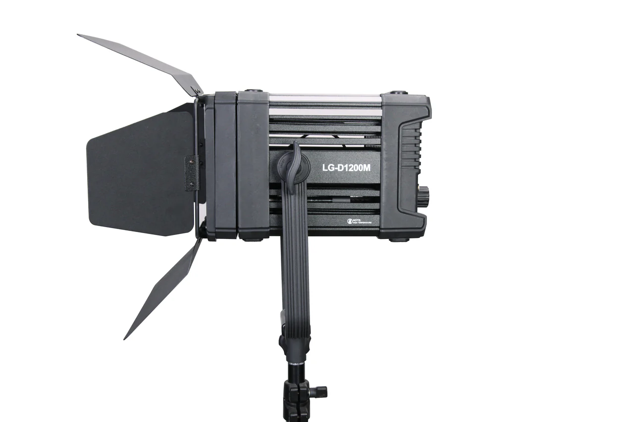 LEDGO LG-D1200M 120W LED Fresnel Studio Light with DMX control - Image 2