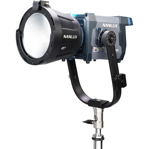 Nanlux Evoke 150C RGB LED Spot Light - Image 2