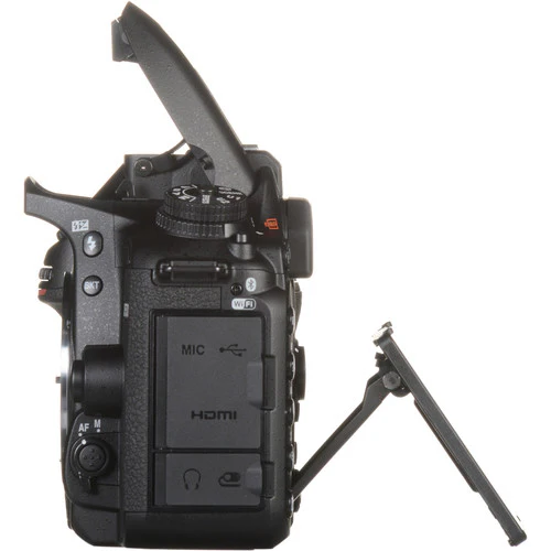 Nikon D7500 DSLR Camera (Body Only) - Image 5