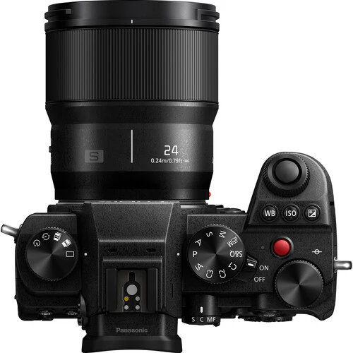 Panasonic Lumix S 24mm f/1.8 Lens - Image 7