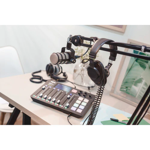 Rode PodMic Dynamic Podcasting Microphone - Image 12