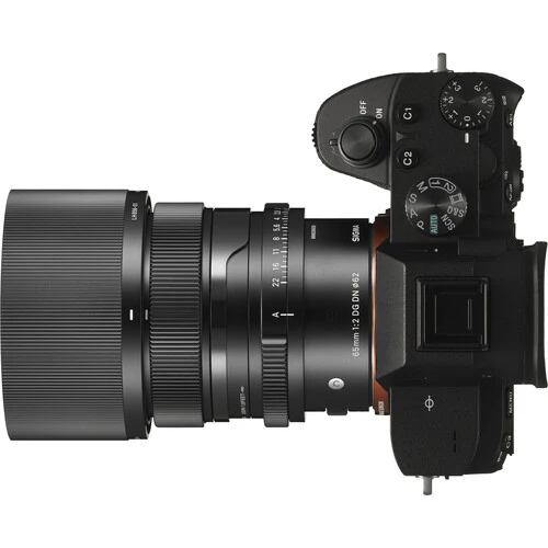 Sigma 65mm f/2 DG DN Contemporary Lens for Sony E - Image 3