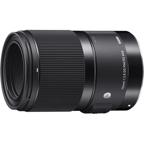 Sigma 70mm f/2.8 DG Macro Art Lens for Leica L - Image 2