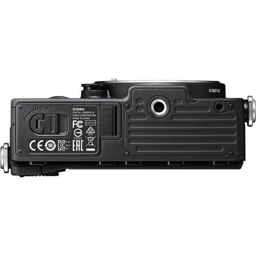 Sigma fp Mirrorless Digital Camera with 45mm Lens - Image 7