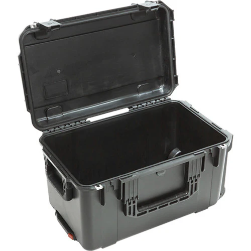 SKB iSeries 2213-12 Waterproof Wheeled Utility Case (22 x 13 x 12") - Image 4