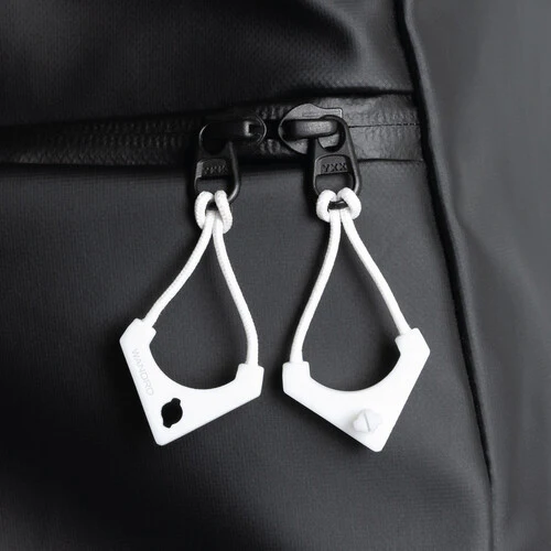 WANDRD WORRYLESS Locking Zipper Puller (Cloudbreak White, 6-Pack) - Image 2