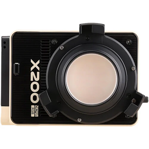 Zhiyun Molus X200 RGB COB LED Light (Combo Kit) - Image 3